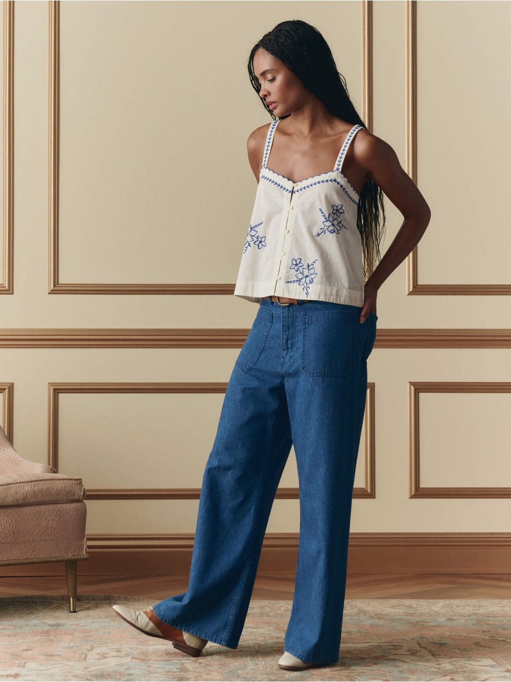 THE GREAT The Weekend Ivory Tank with Blue Floral Embroidery Size S - Picture 3 of 11